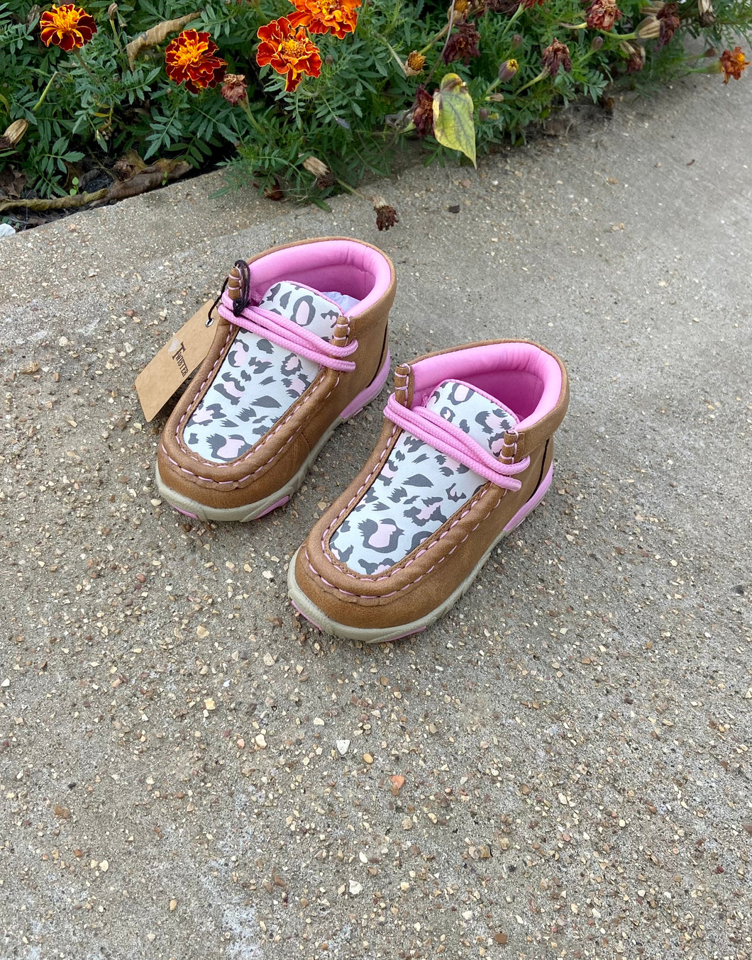 The Rosa Girls’ Moccasins