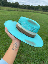 Load image into Gallery viewer, The Classy Turquoise

