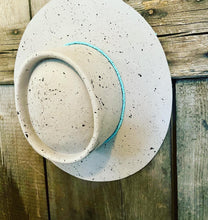 Load image into Gallery viewer, The Speckled Custom Lid

