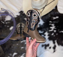 Load image into Gallery viewer, The Castin Toddler Boots
